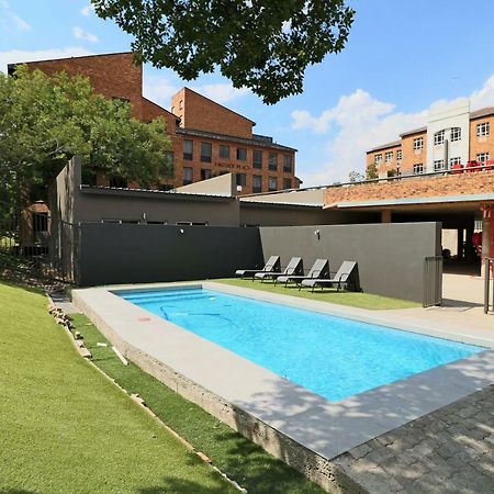 Lakeside Apartments Йоханнесбург Экстерьер фото